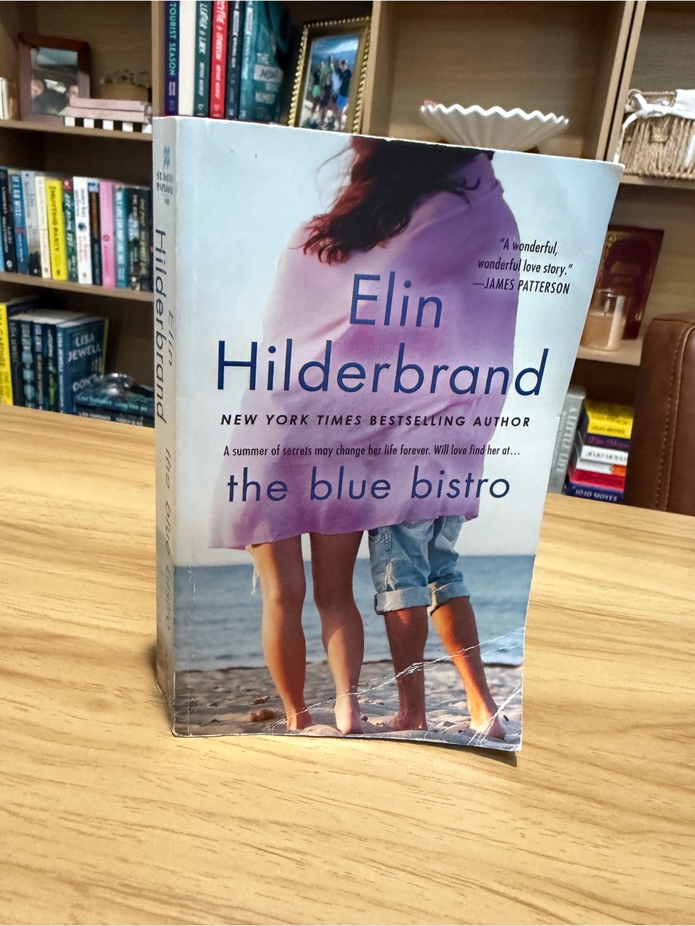 Elin Hilderbrand "the blue bistro" Paperback Novel - Blue & Purple Cover